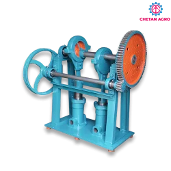 Oil feeding pump